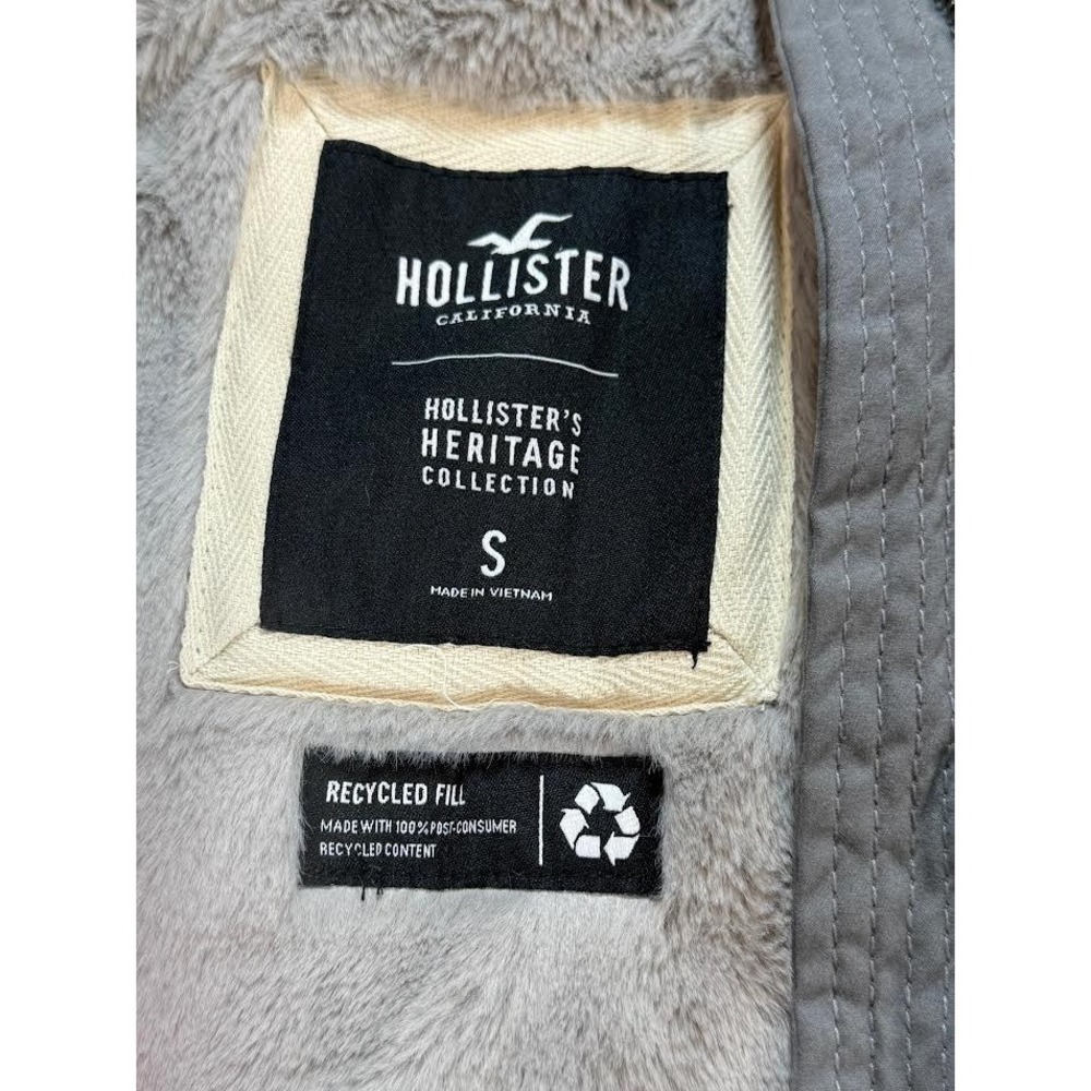 Hollister Women's Full Zip Heritage Collection Gray Winter Jacket Size Small - Picture 4 of 11
